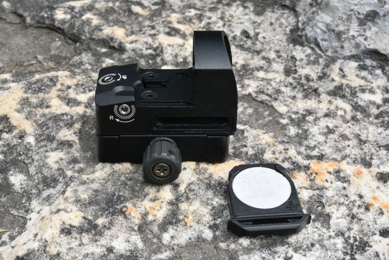 KANDAR IPX7 imperméable à l'eau 1x17x24 Reflex Red Dot Sight avec puissance maximale de sortie 5MW